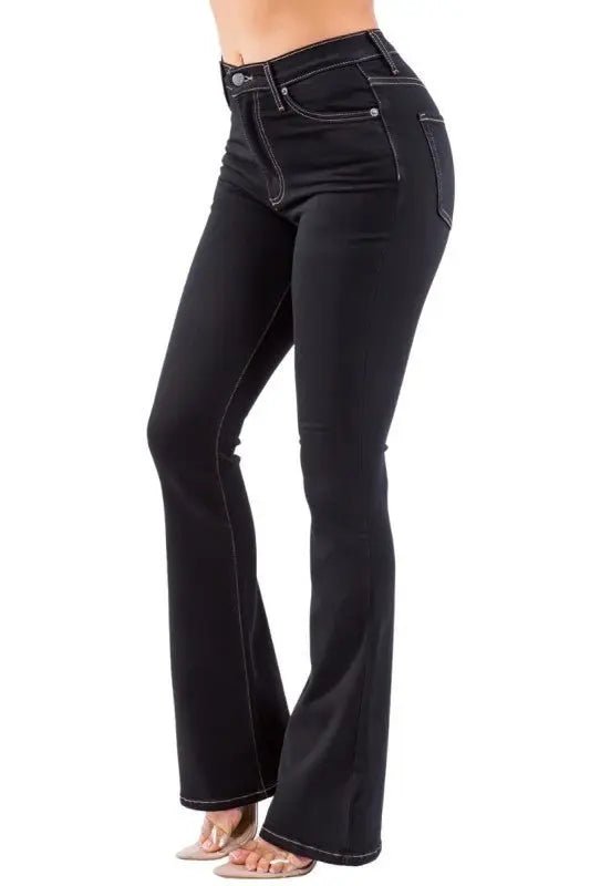 Womens Jeans Collection - Stylish and Comfy Jeans for Every Occasion - FamilyClothes