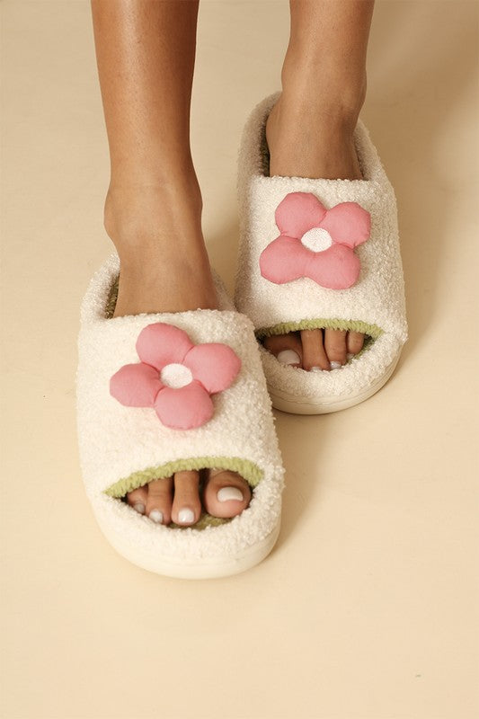 Sherpa slippers with contrast 3D flower detail - FamilyClothes