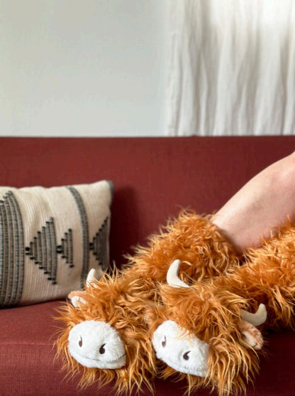 Highland Cattel - Women's Plush Slipper Socks - FamilyClothes