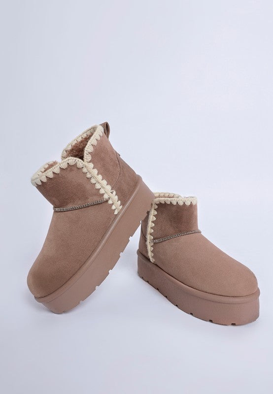 Rochas Scalloped Detail Snow Boots - FamilyClothes