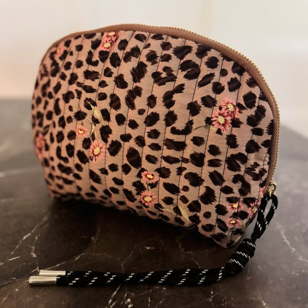 Vintage-Inspired Quilted Leopard Cosmetic Case – C - FamilyClothes